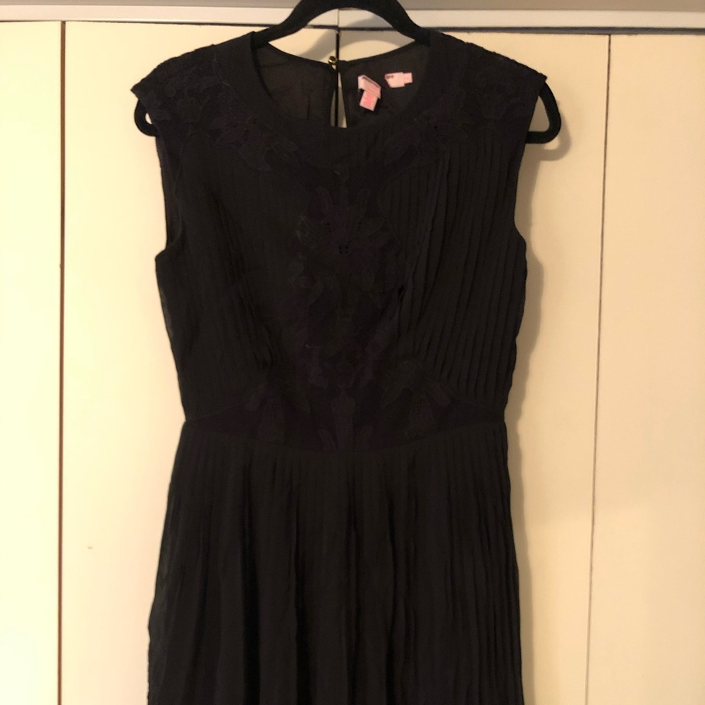 Ted Baker Black Pleated Dress w/Embroidered Flower